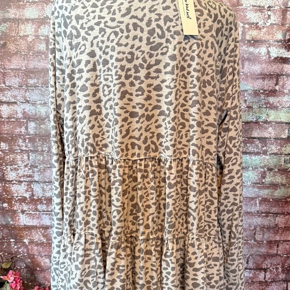 Three Bird Nest Beige and Taupe Leopard Print Tunic - Picture 3 of 5